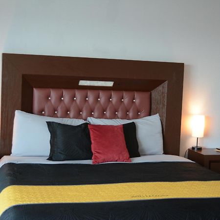 Suites La Gloria Alojamiento Independiente Тепатитлан де Морелос Экстерьер фото