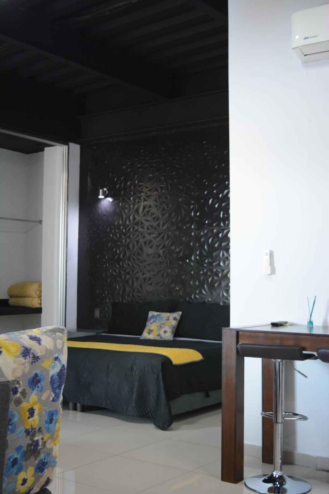 Suites La Gloria Alojamiento Independiente Тепатитлан де Морелос Экстерьер фото